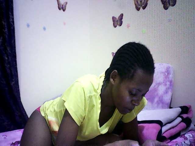 Blackfoxb live cam on BongaCams