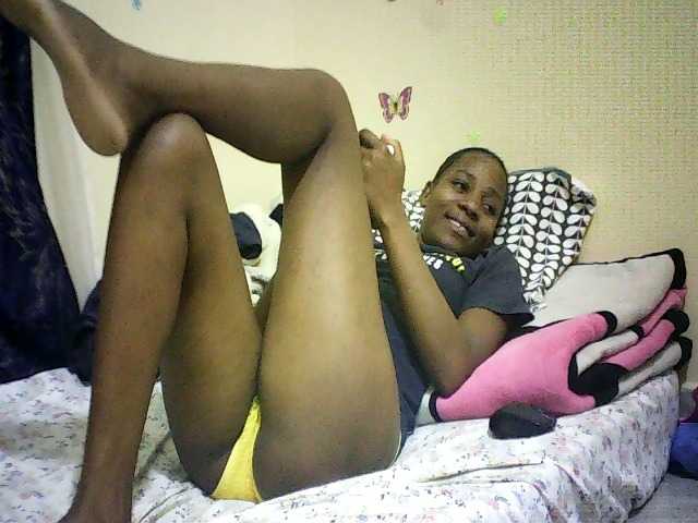 Blackfoxb live cam on BongaCams