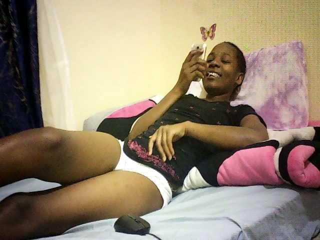 Blackfoxb live cam on BongaCams