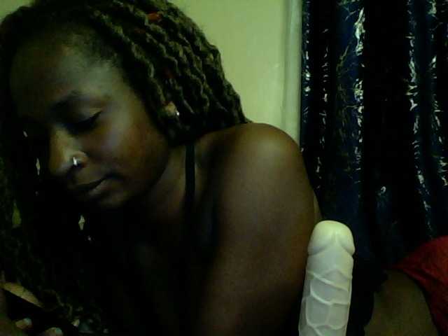 Blackfoxb live cam on BongaCams