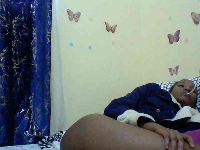 Blackfoxb webcam