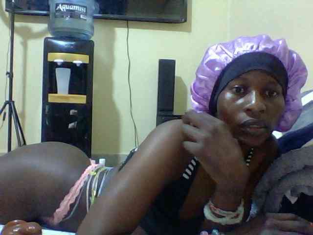 Blackfoxb Live Webcam on BongaCams