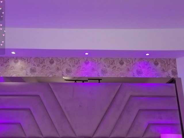 CarlaHilton live cam on BongaCams