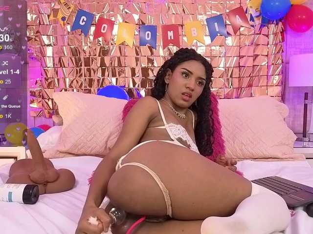 CarlaHilton live cam on BongaCams