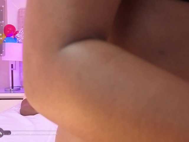 CarlaHilton live cam on BongaCams