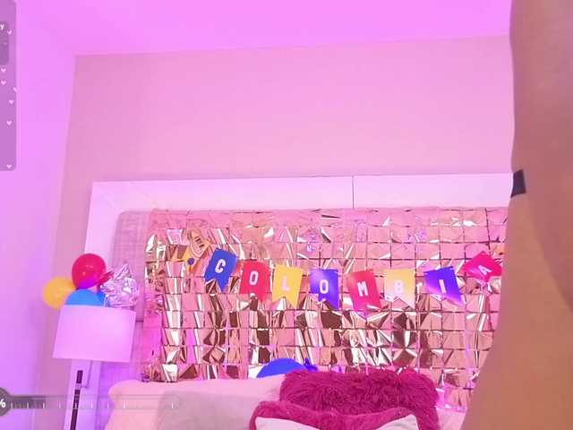 CarlaHilton live cam on BongaCams