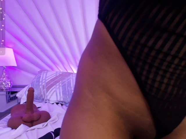CarlaHilton live cam on BongaCams