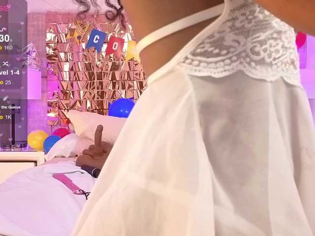 CarlaHilton live cam on BongaCams