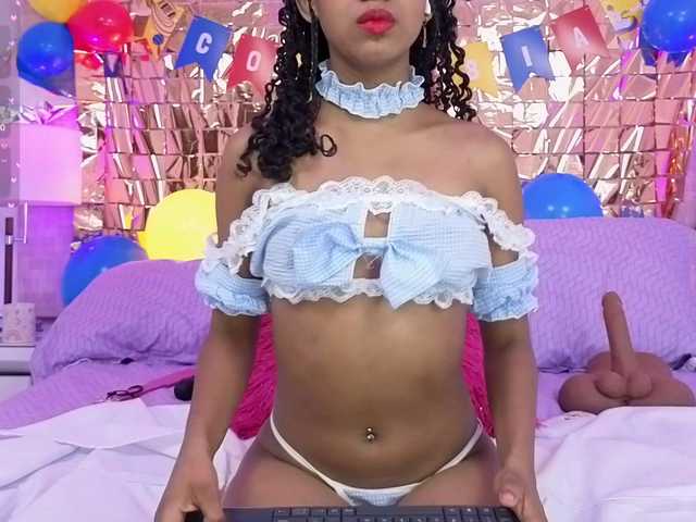 CarlaHilton live cam on BongaCams