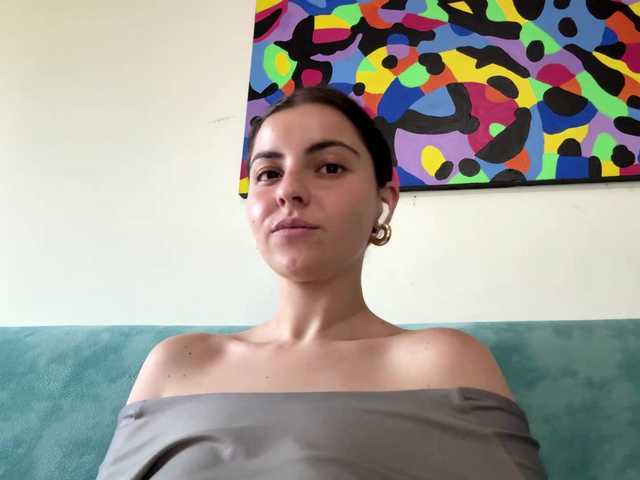 KarinaValdespino live cam on BongaCams