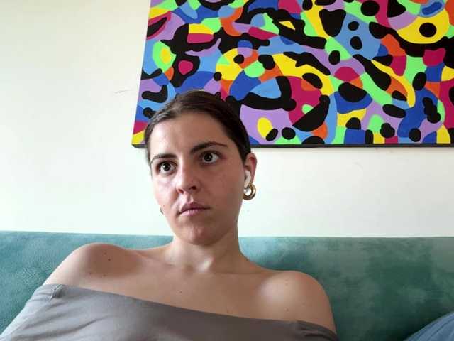 KarinaValdespino live cam on BongaCams