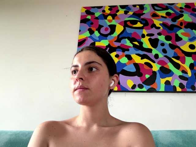 KarinaValdespino live cam on BongaCams