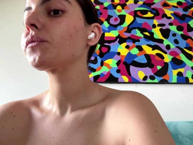 KarinaValdespino live cam on BongaCams