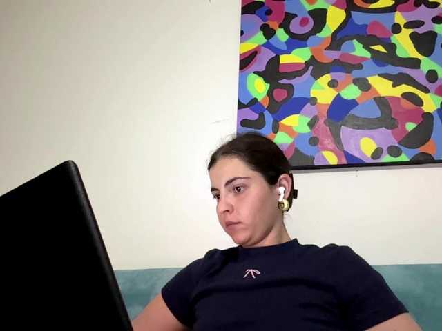 KarinaValdespino live cam on BongaCams