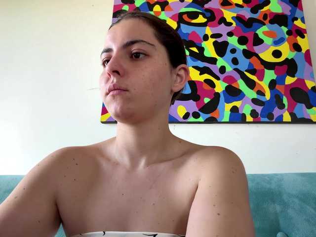 KarinaValdespino live cam on BongaCams