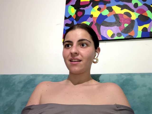 KarinaValdespino live cam on BongaCams
