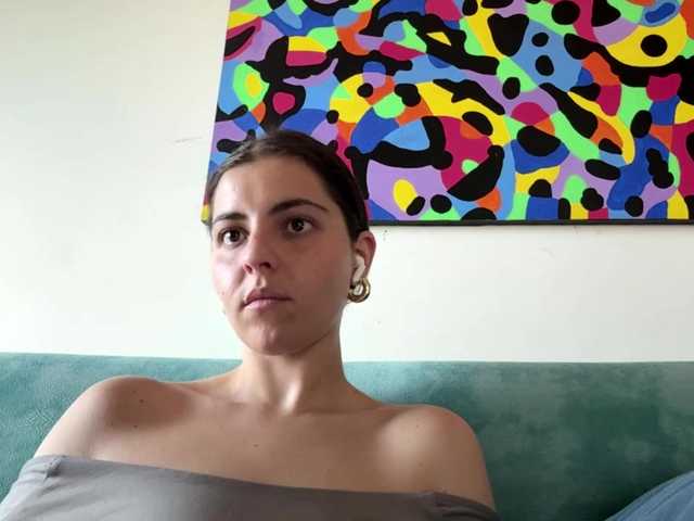 KarinaValdespino live cam on BongaCams