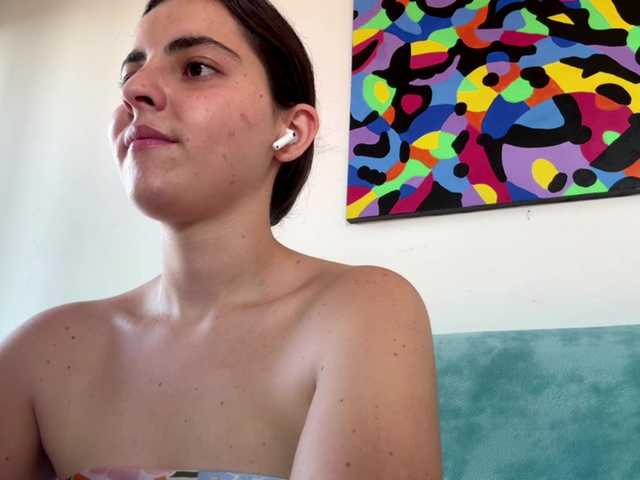 KarinaValdespino live cam on BongaCams