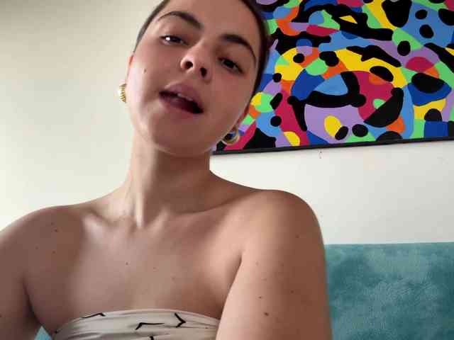 KarinaValdespino webcam