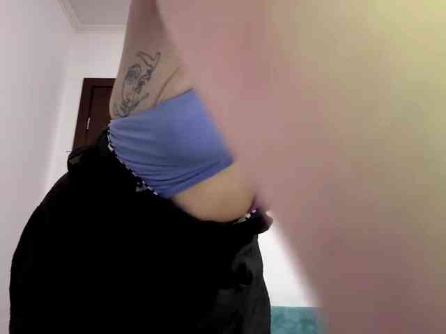 KarinaValdespino webcam