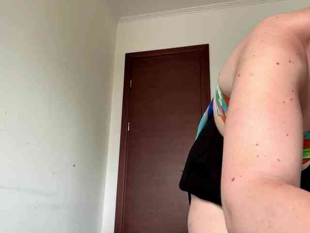 KarinaValdespino webcam
