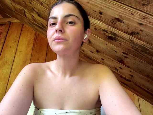 KarinaValdespino webcam
