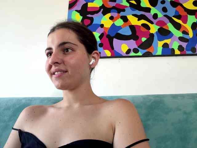KarinaValdespino webcam