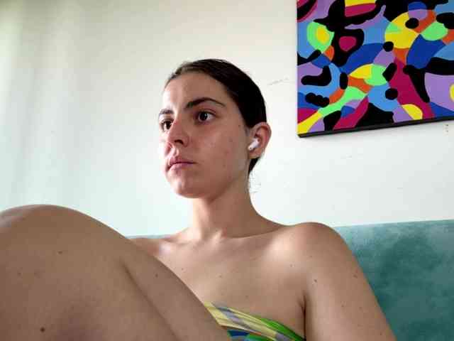 KarinaValdespino webcam