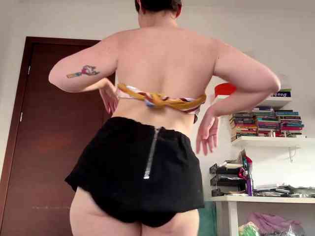 KarinaValdespino webcam