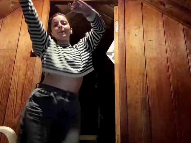 KarinaValdespino webcam