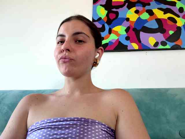 KarinaValdespino webcam