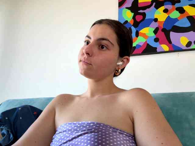 KarinaValdespino webcam
