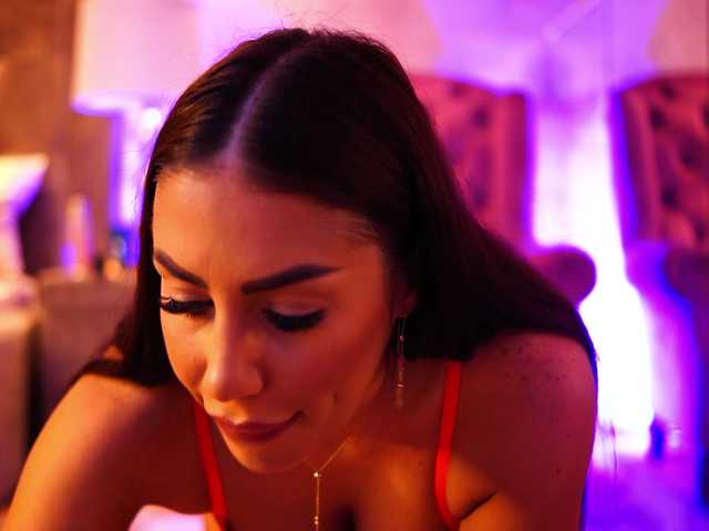 CataleyaBennett live cam on BongaCams