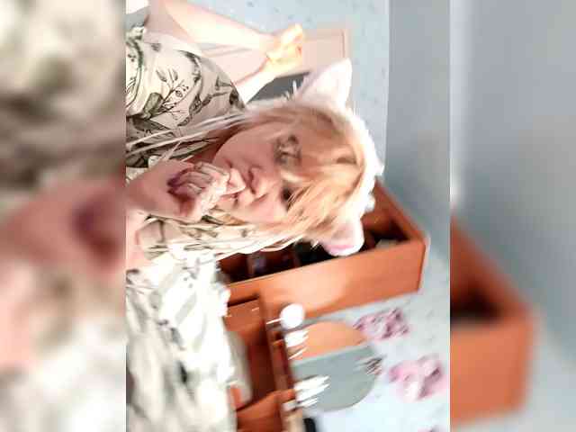 Katrina888love-kiss webcam