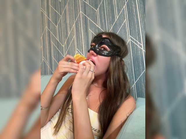 Bul0chka live cam on BongaCams