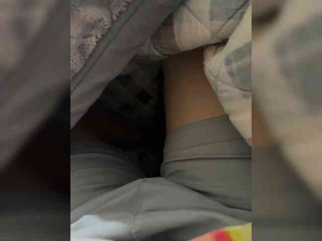Darinaray9 webcam
