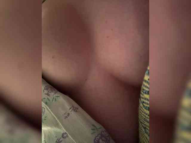 Darinaray9 webcam