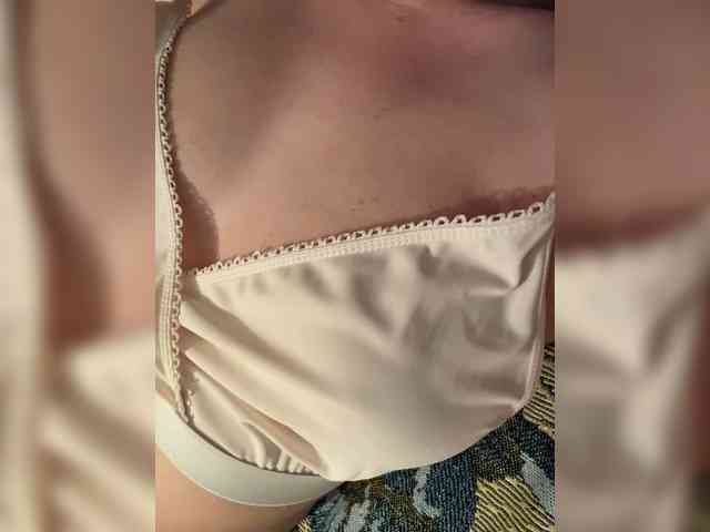 Darinaray9 webcam
