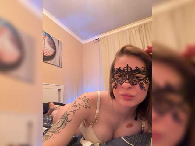 AgataKristi live cam on BongaCams
