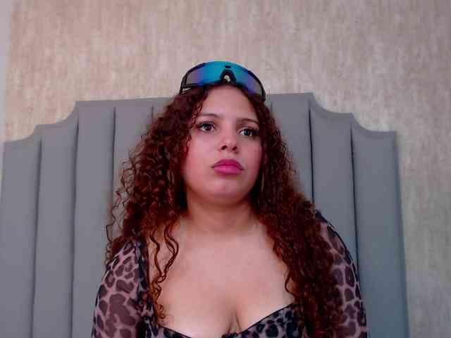 Isabella-Rivera webcam