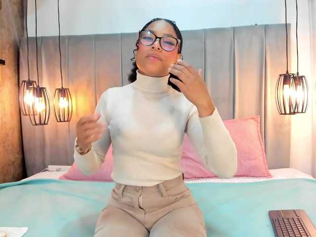 Milubrunnete live cam on BongaCams