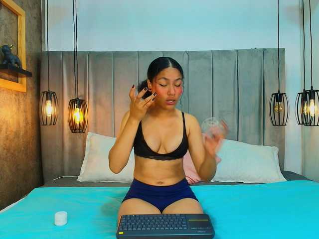 Milubrunnete live cam on BongaCams
