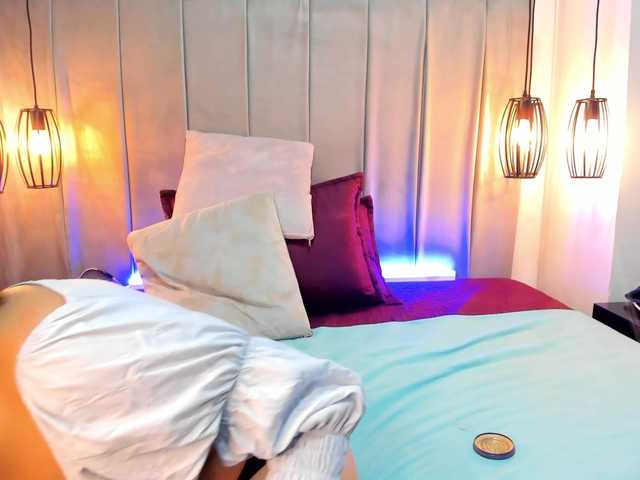 Milubrunnete live cam on BongaCams
