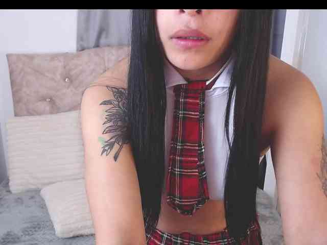 Alaiajackson Live Webcam on BongaCams