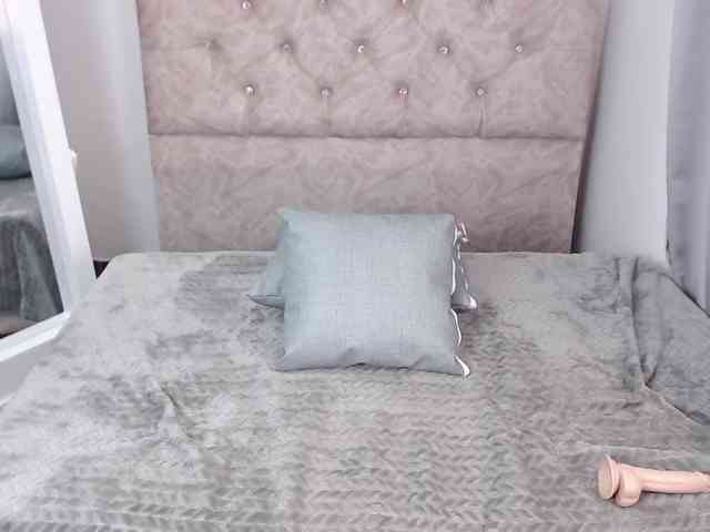 Alaiajackson webcam