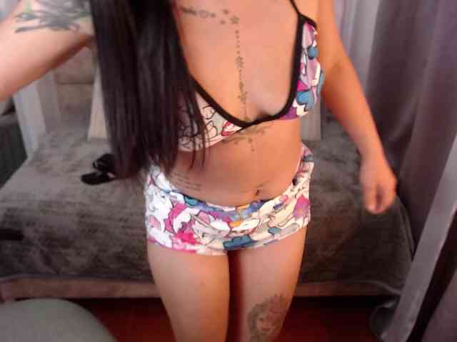 Alaiajackson webcam