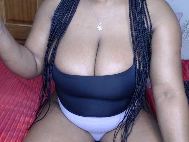 Bellathabootie live cam on BongaCams