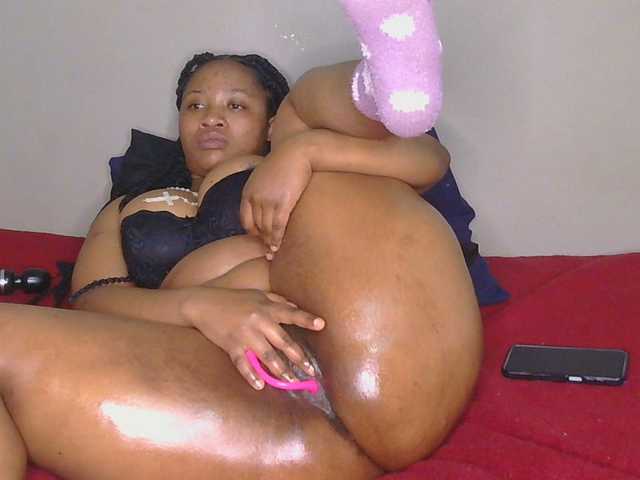 CherieBlush live cam on BongaCams