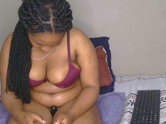 CherieBlush live webcam show