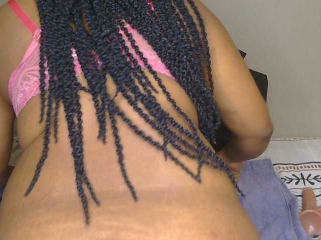 CherieBlush live cam on BongaCams